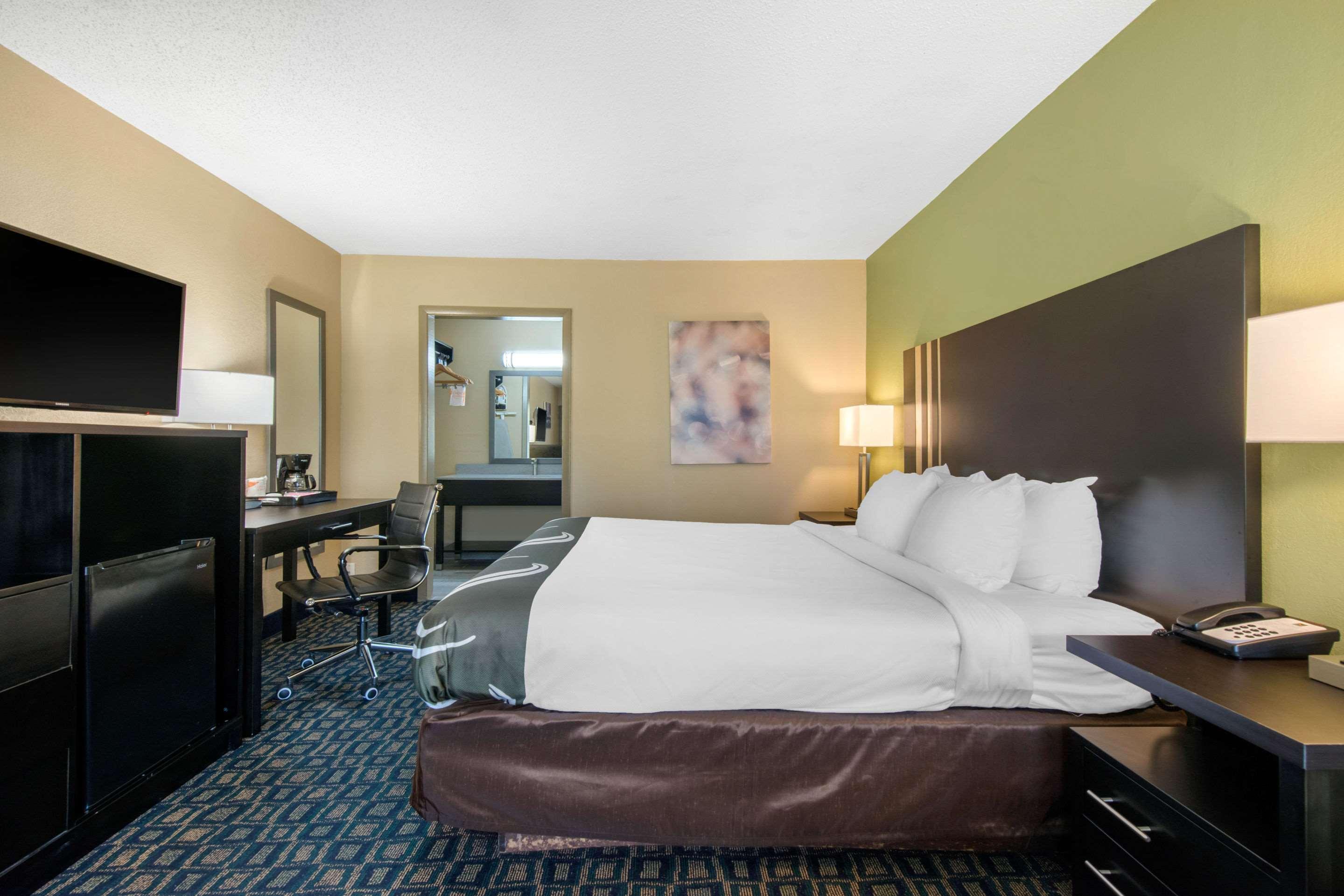 Quality Inn & Suites Brooksville I-75-Dade City Ridge Manor Exterior foto
