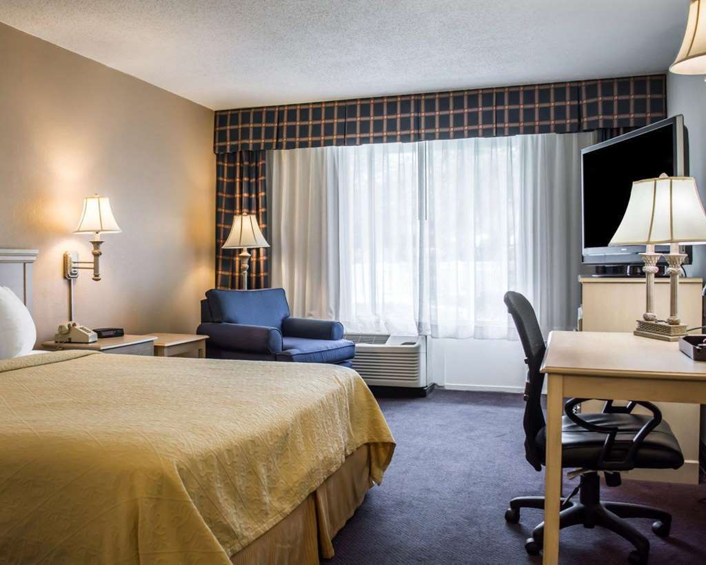 Quality Inn & Suites Brooksville I-75-Dade City Ridge Manor Habitación foto