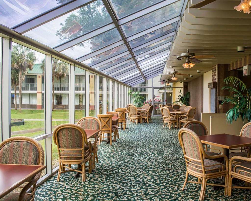 Quality Inn & Suites Brooksville I-75-Dade City Ridge Manor Restaurante foto